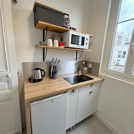 2 Bright - 4 People - Paris Metro 13 Apartment