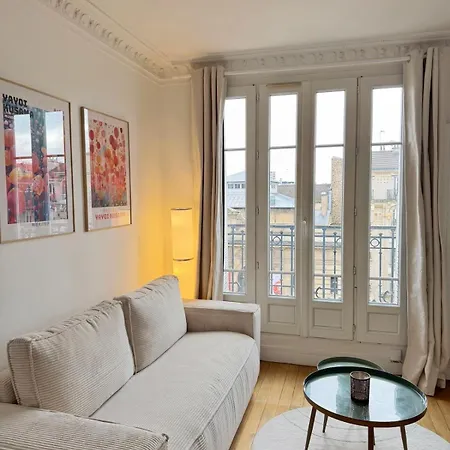 2 Bright - 4 People - Paris Metro 13 Apartment *
